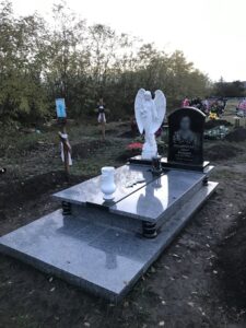 Памятники на могилу - замовлення та створення