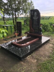 Памятники на могилу - замовлення та створення
